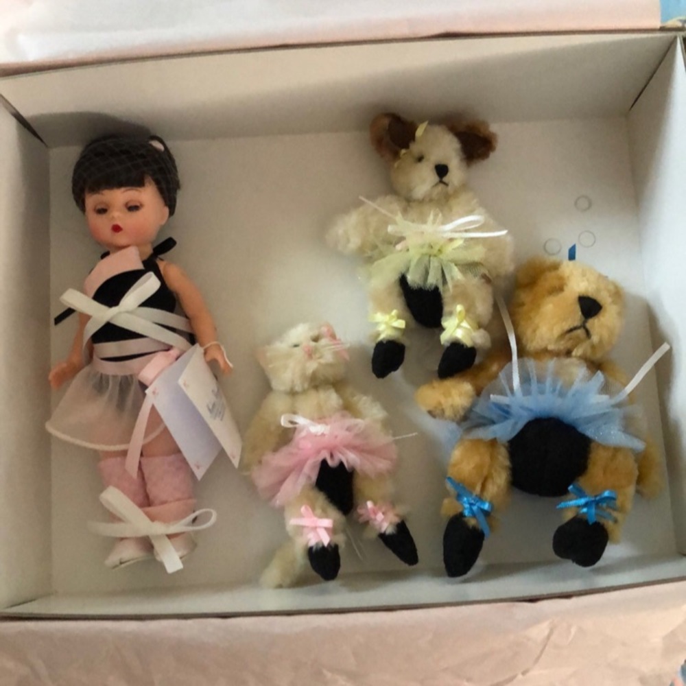 Vintage Madame Alexander Ballet Lessons set